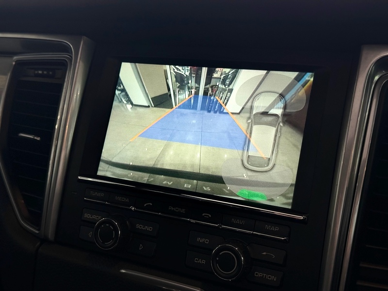 Porsche Macan TD V6 S SUV 3.0 Automatic Diesel - U6675
