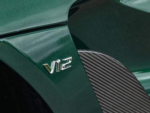 Aston Martin Vantage V12 Roadster - U5275
