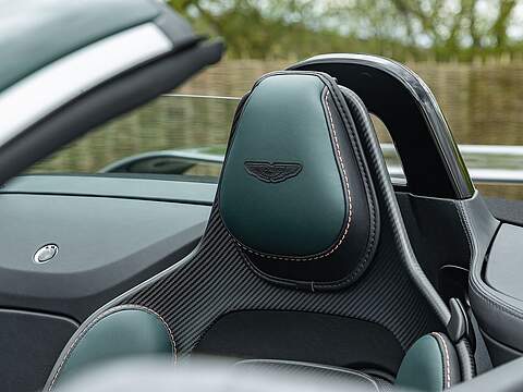 Aston Martin Vantage V12 Roadster - U5275