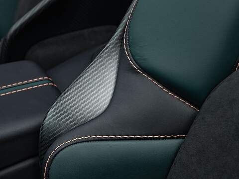 Aston Martin Vantage V12 Roadster - U5275