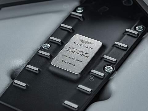 Aston Martin Vantage V12 Roadster - U5275