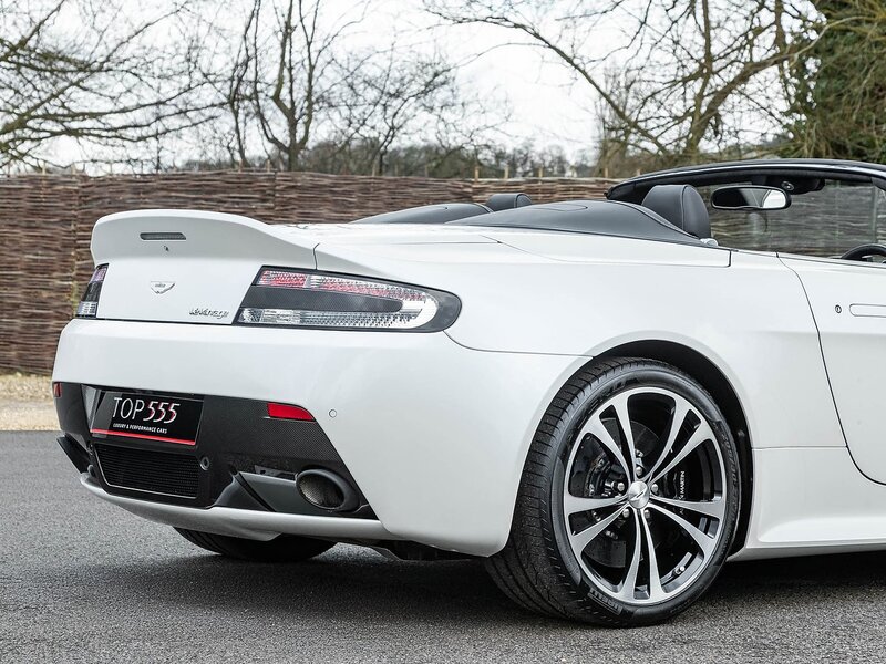 Aston Martin Vantage V12 Roadster 'Manual' - Car 19 of 101 Produced Worldwide - Large 16