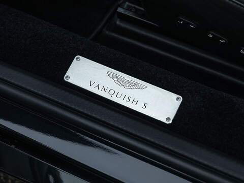 Aston Martin Vanquish S  - U5321