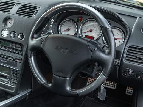 Aston Martin Vanquish S  - U5321