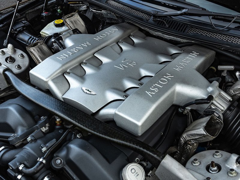 Aston Martin Vanquish S  - U5321