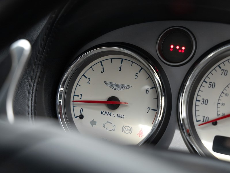 Aston Martin Vanquish S  - U5321