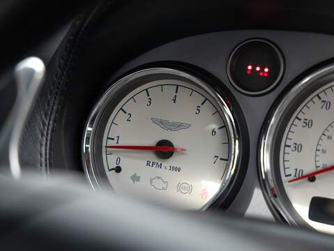 Aston Martin Vanquish S  - U5321