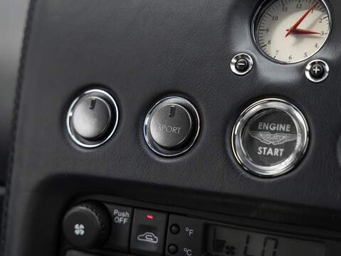Aston Martin Vanquish S  - U5321
