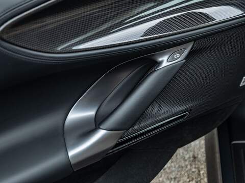 Ferrari Sf90 Stradale - U5329