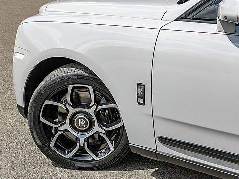 Rolls Royce Cullinan V12 Black Badge - U5440