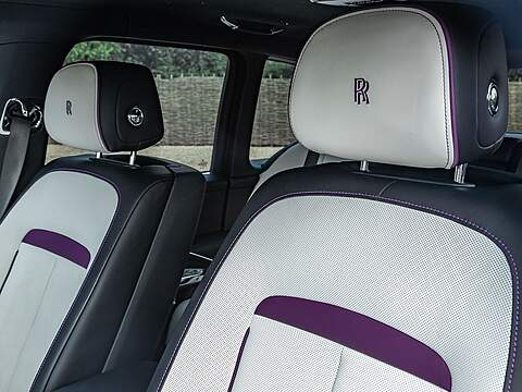 Rolls Royce Cullinan V12 Black Badge - U5440