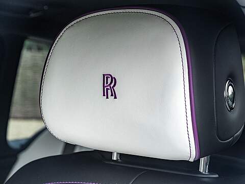 Rolls Royce Cullinan V12 Black Badge - U5440