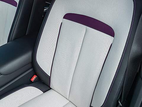 Rolls Royce Cullinan V12 Black Badge - U5440