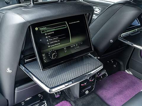 Rolls Royce Cullinan V12 Black Badge - U5440