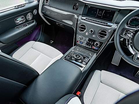Rolls Royce Cullinan V12 Black Badge - U5440