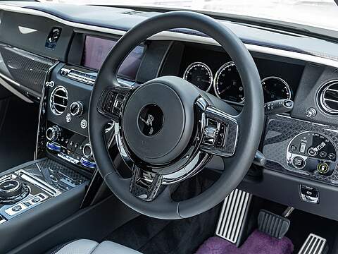 Rolls Royce Cullinan V12 Black Badge - U5440
