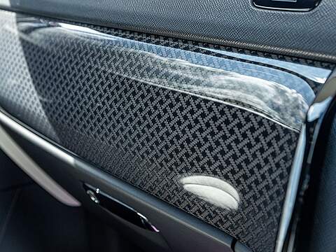 Rolls Royce Cullinan V12 Black Badge - U5440