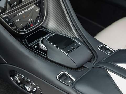 Aston Martin Dbs Superleggera V12 - U5456