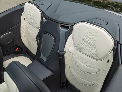 Aston Martin Dbs Superleggera V12 - U5456