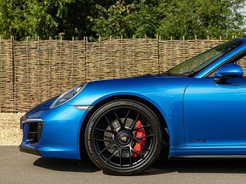 Porsche 911 Targa 4 Gts Pdk - U5459