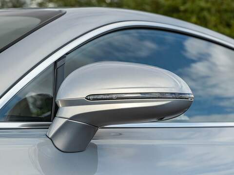 Bentley Continental Gt - U5470