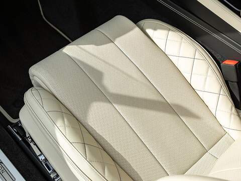 Bentley Continental Gt - U5470