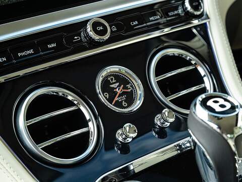 Bentley Continental Gt - U5470