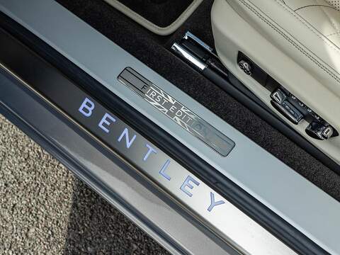 Bentley Continental Gt - U5470