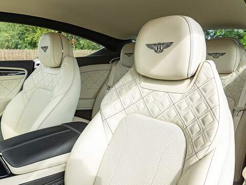 Bentley Continental Gt - U5470