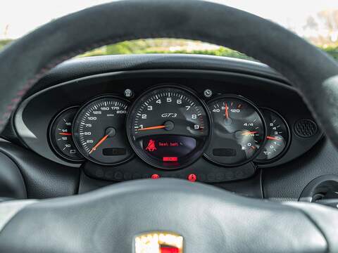 Porsche 911 Gt3 Rs - U5476
