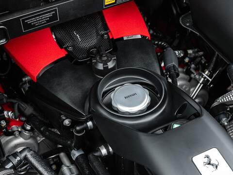 Ferrari F8 Spider - U5490
