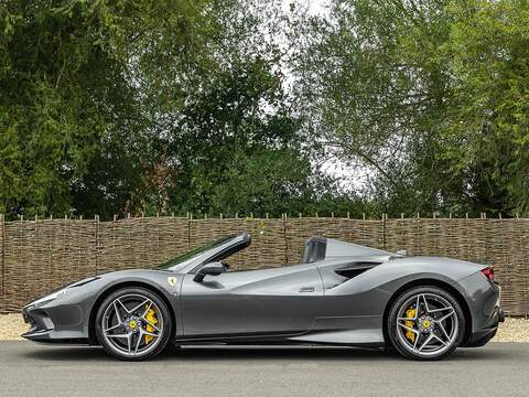 Ferrari F8 Spider - U5490