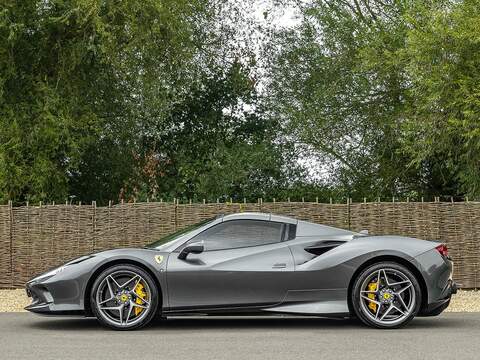 Ferrari F8 Spider - U5490