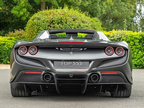 Ferrari F8 Spider - U5490