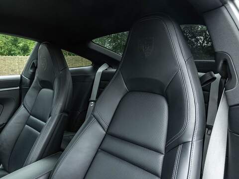 Porsche 911 Carrera 4S Pdk - U5492