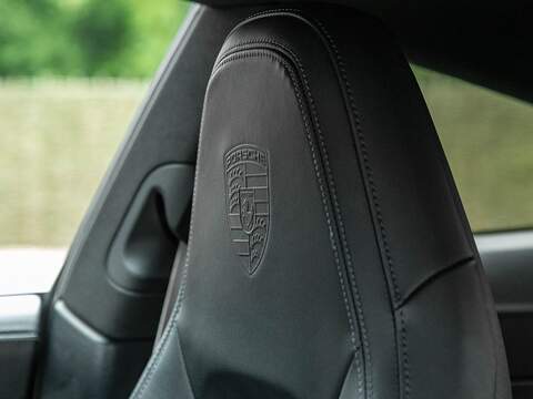 Porsche 911 Carrera 4S Pdk - U5492