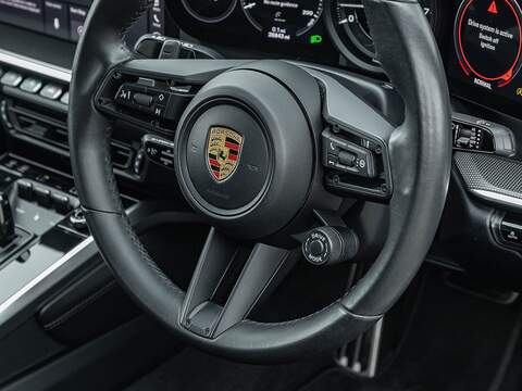 Porsche 911 Carrera 4S Pdk - U5492