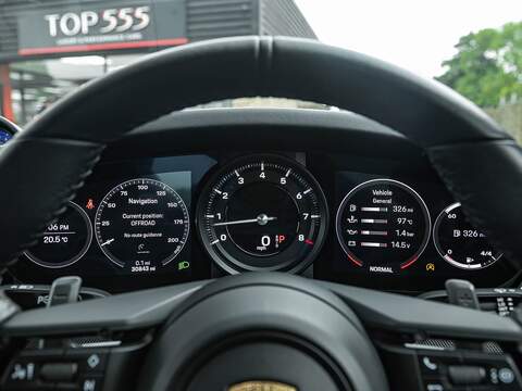 Porsche 911 Carrera 4S Pdk - U5492