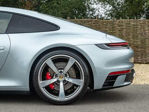 Porsche 911 Carrera 4S Pdk - U5492