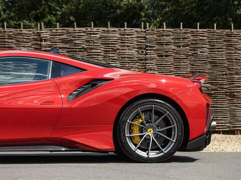 Ferrari 488 Pista Vs - U5495
