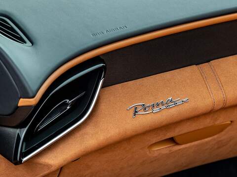 Ferrari Roma Spider - U5509