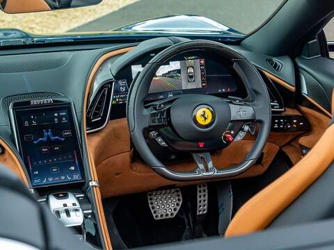Ferrari Roma Spider - U5509