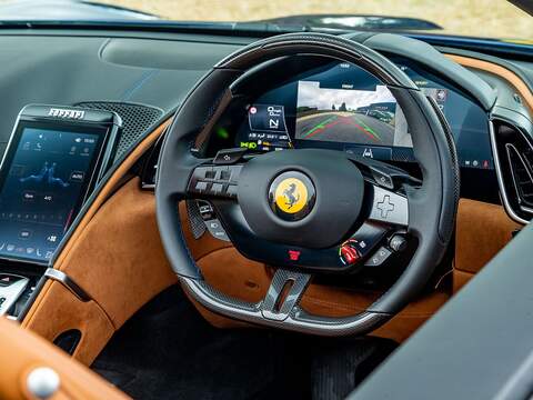 Ferrari Roma Spider - U5509