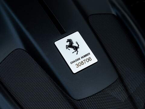 Ferrari Roma Spider - U5509