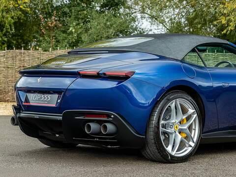 Ferrari Roma Spider - U5509