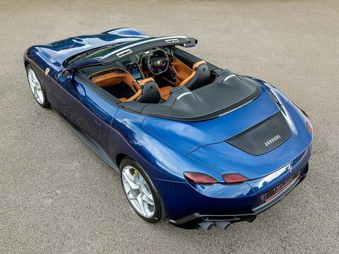 Ferrari Roma Spider - U5509