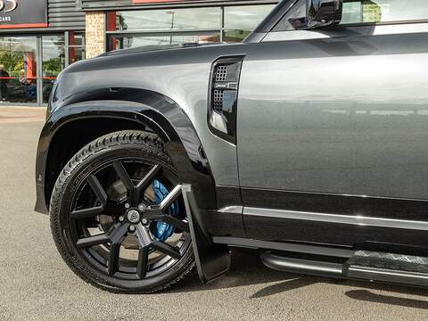 Land Rover Defender Hard Top X-Dynamic Hse - U5519