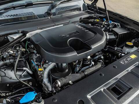 Land Rover Defender Hard Top X-Dynamic Hse - U5519