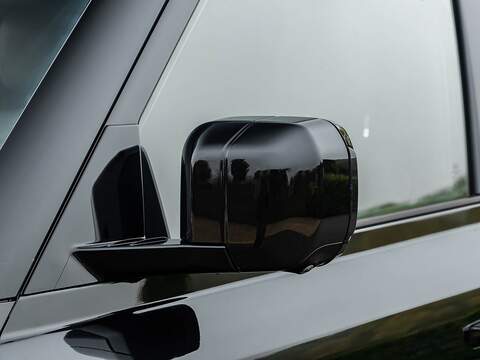 Land Rover Defender Hse - U5524