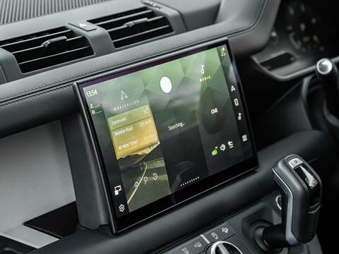 Land Rover Defender Hse - U5524